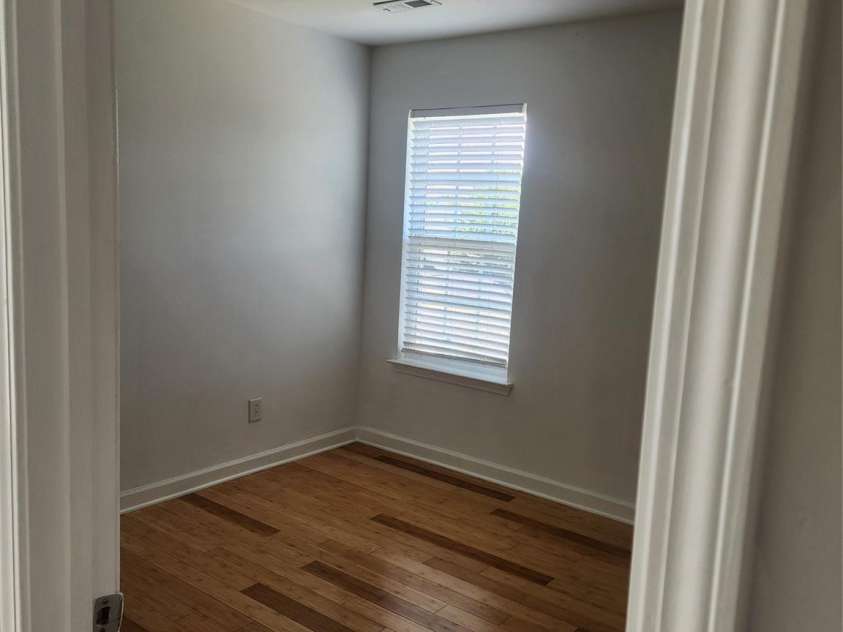 8804 Arrowhead Place Lane, Cornelius, NC 28031.  MLS# CAR4396773, YatesRealty ID 32364. 