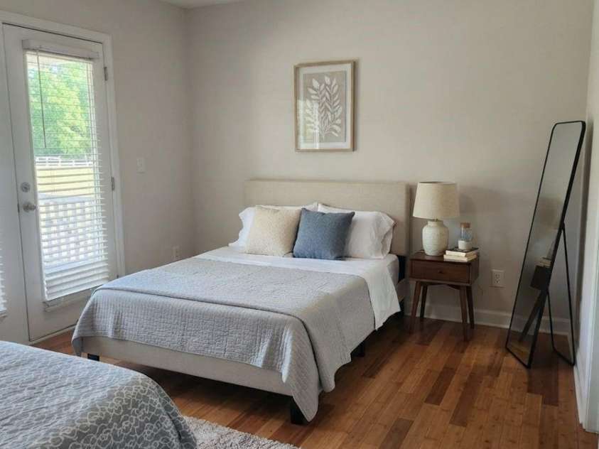 8804 Arrowhead Place Lane, Cornelius, NC 28031.  MLS# CAR4396773, YatesRealty ID 32364. 