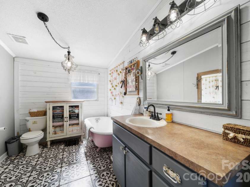 231 Zion Church Road, Gold Hill, NC 28071.  MLS# CAR4394429, YatesRealty ID 32365. Master Bath