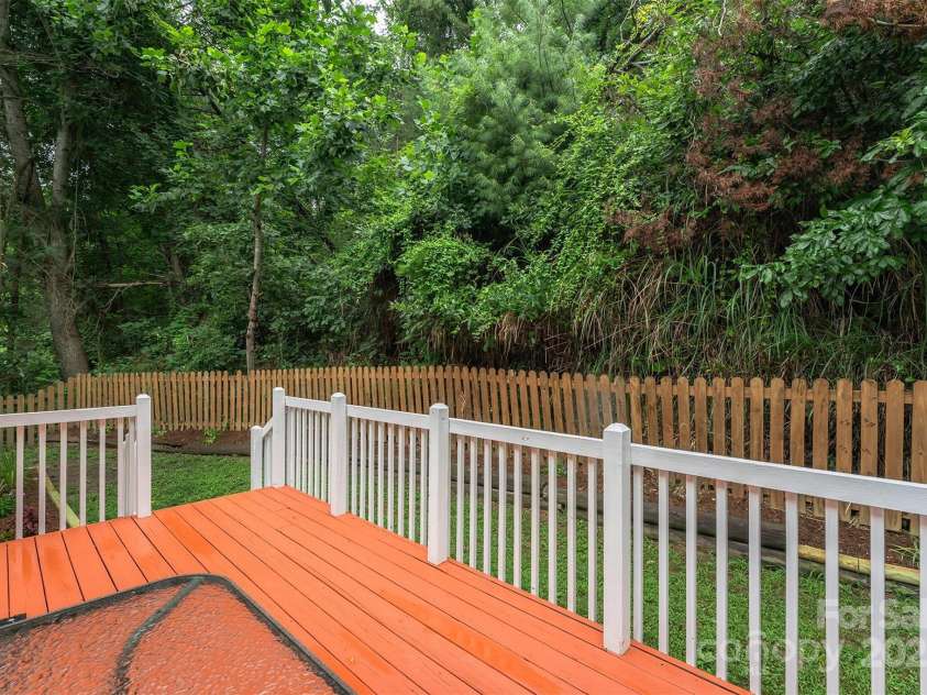 34 East Street, Weaverville, NC 28787.  MLS# CAR4291627, YatesRealty ID 32366. 