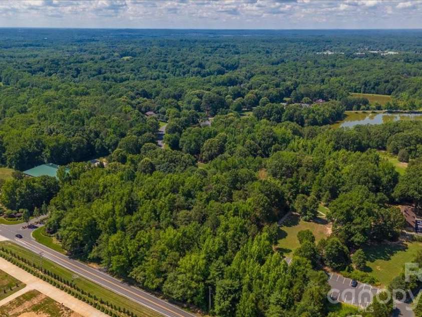 8903 New Town Road, Waxhaw, NC 28173.  MLS# CAR4394189, YatesRealty ID 32366. 