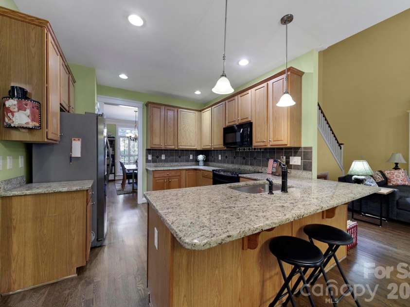 1512 Calvin Hal Road, Lake Wylie, SC 29710.  MLS# CAR4368347, YatesRealty ID 32367. 