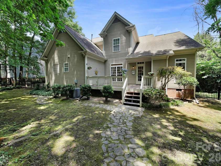 1512 Calvin Hal Road, Lake Wylie, SC 29710.  MLS# CAR4368347, YatesRealty ID 32367. 