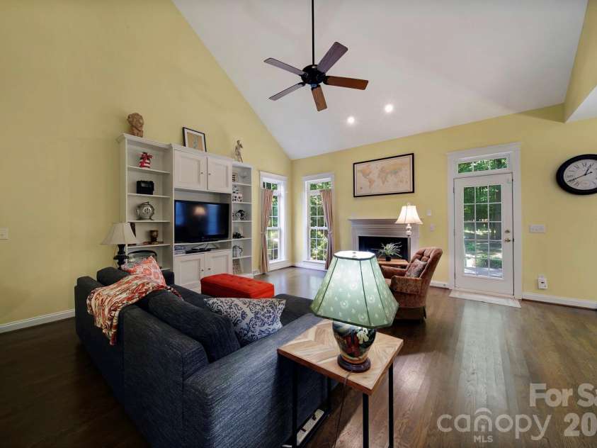 1512 Calvin Hal Road, Lake Wylie, SC 29710.  MLS# CAR4368347, YatesRealty ID 32367. 