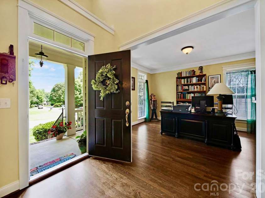 1512 Calvin Hal Road, Lake Wylie, SC 29710.  MLS# CAR4368347, YatesRealty ID 32367. 