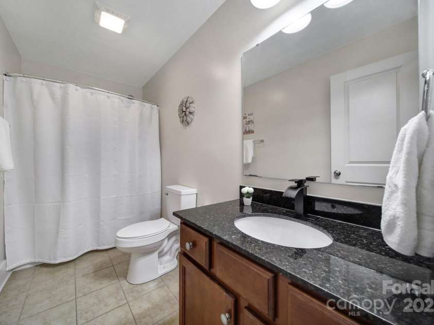 1156 Wagner Avenue, Fort Mill, SC 29715.  MLS# CAR4286856, YatesRealty ID 32368. Full Bathroom 2