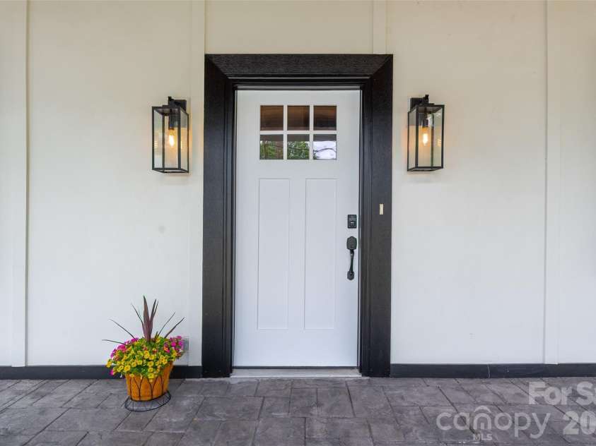 174 Tournament Drive, Concord, NC 28025.  MLS# CAR4385938, YatesRealty ID 32368. 