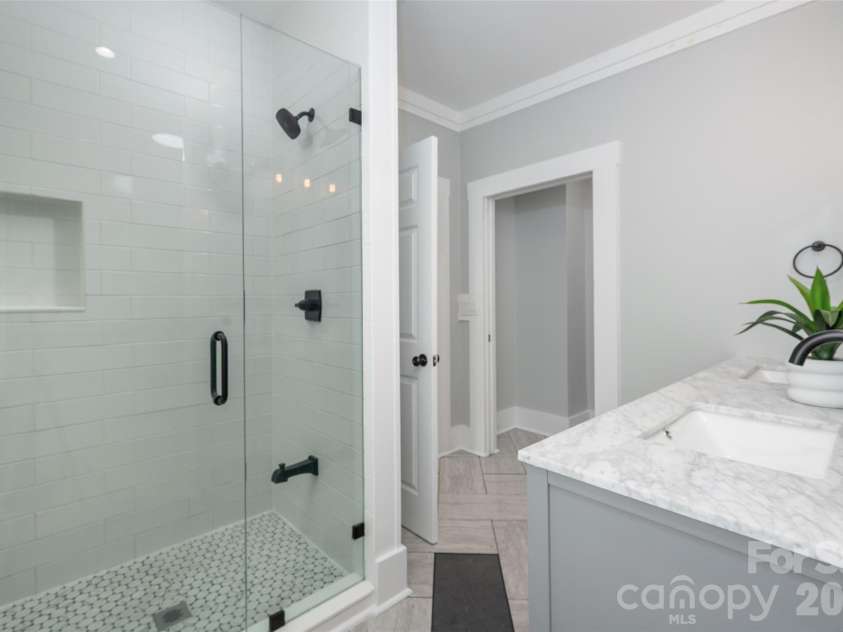 174 Tournament Drive, Concord, NC 28025.  MLS# CAR4385938, YatesRealty ID 32368. Primary bathroom
