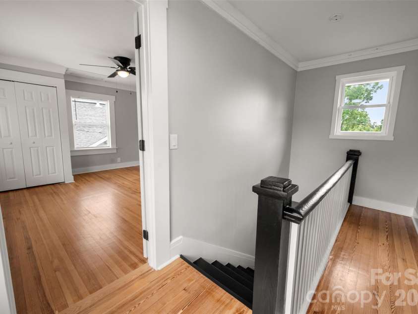 174 Tournament Drive, Concord, NC 28025.  MLS# CAR4385938, YatesRealty ID 32368. Upstairs hallway