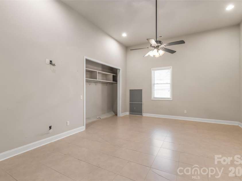 424 Rollingbrook Road, Kings Mountain, NC 28086.  MLS# CAR4318684, YatesRealty ID 3237. Basement secondary living quarters bedroom