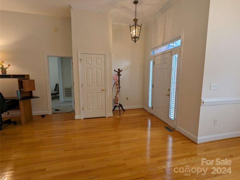 5916 Meadowmere Drive, Monroe, NC 28110.  MLS# CAR4142140, YatesRealty ID 3237. Foyer