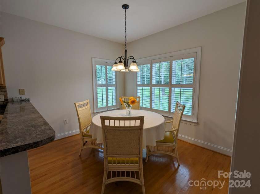 5916 Meadowmere Drive, Monroe, NC 28110.  MLS# CAR4142140, YatesRealty ID 3237. Informal Dining