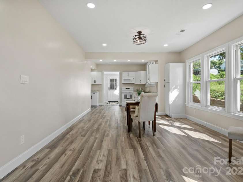 595 Court Street, Marion, NC 28752.  MLS# CAR4279159, YatesRealty ID 32370. 