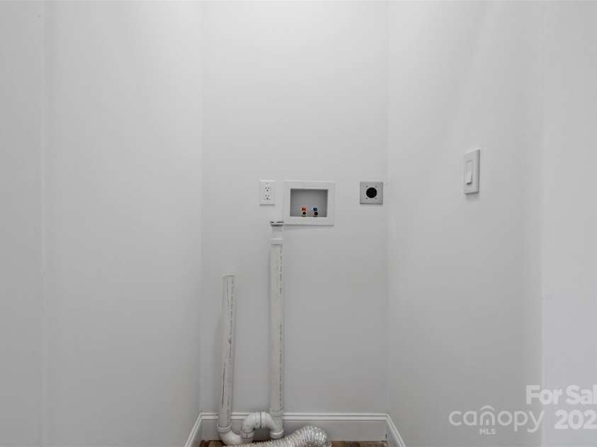 595 Court Street, Marion, NC 28752.  MLS# CAR4279159, YatesRealty ID 32370. 