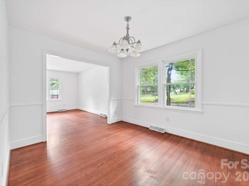 6209 Candlewood Drive, Charlotte, NC 28210.  MLS# CAR4390750, YatesRealty ID 32370. 