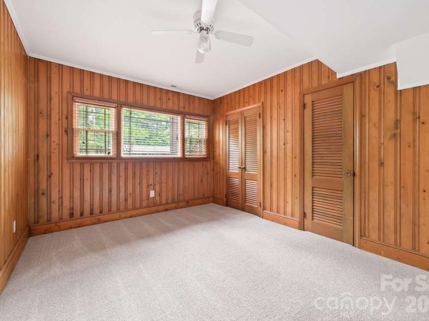 6209 Candlewood Drive, Charlotte, NC 28210.  MLS# CAR4390750, YatesRealty ID 32370. 