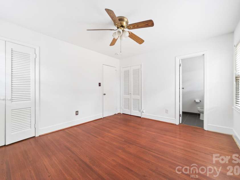 6209 Candlewood Drive, Charlotte, NC 28210.  MLS# CAR4390750, YatesRealty ID 32370. 