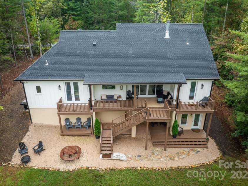 217 Sycamore Drive, Nebo, NC 28761.  MLS# CAR4284109, YatesRealty ID 32371. 