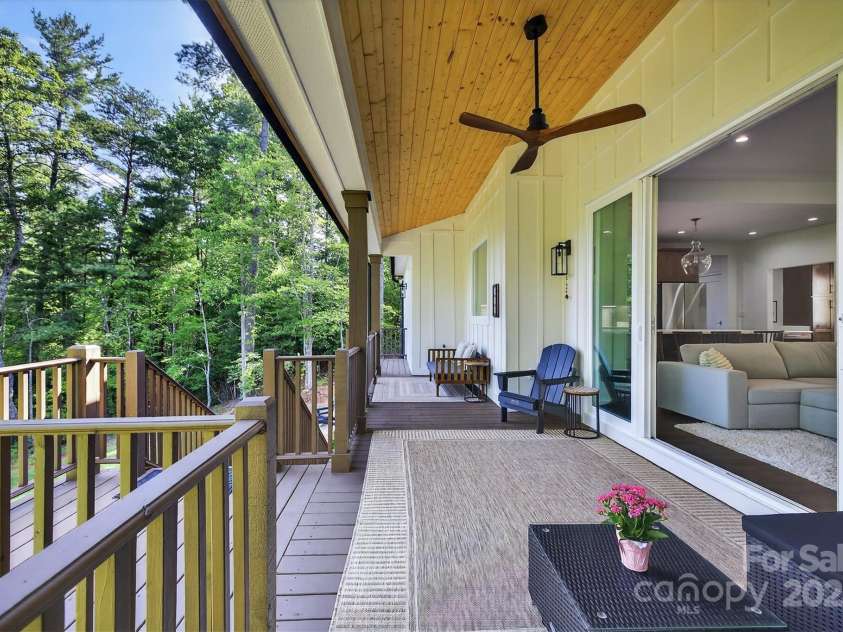 217 Sycamore Drive, Nebo, NC 28761.  MLS# CAR4284109, YatesRealty ID 32371. 