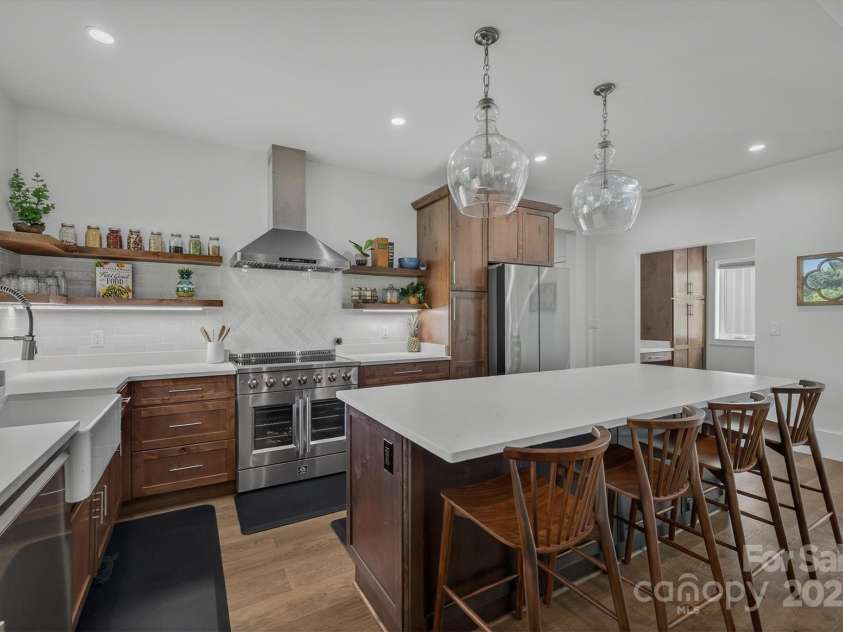 217 Sycamore Drive, Nebo, NC 28761.  MLS# CAR4284109, YatesRealty ID 32371. 