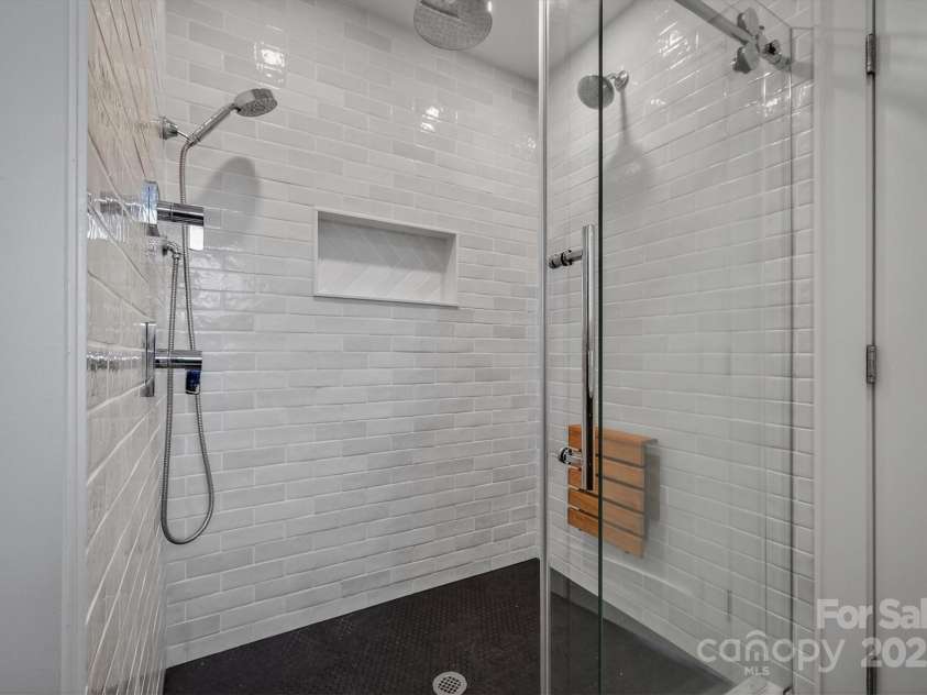 217 Sycamore Drive, Nebo, NC 28761.  MLS# CAR4284109, YatesRealty ID 32371. 