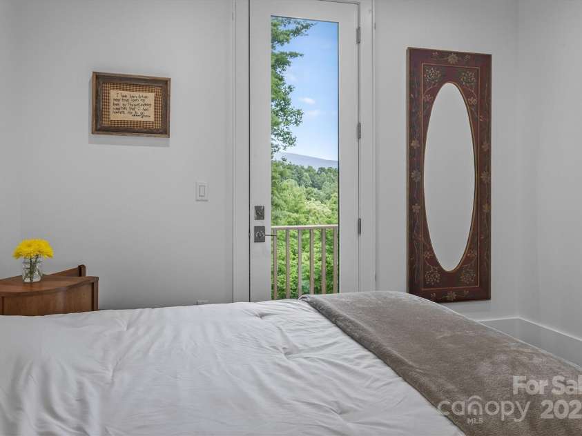 217 Sycamore Drive, Nebo, NC 28761.  MLS# CAR4284109, YatesRealty ID 32371. 