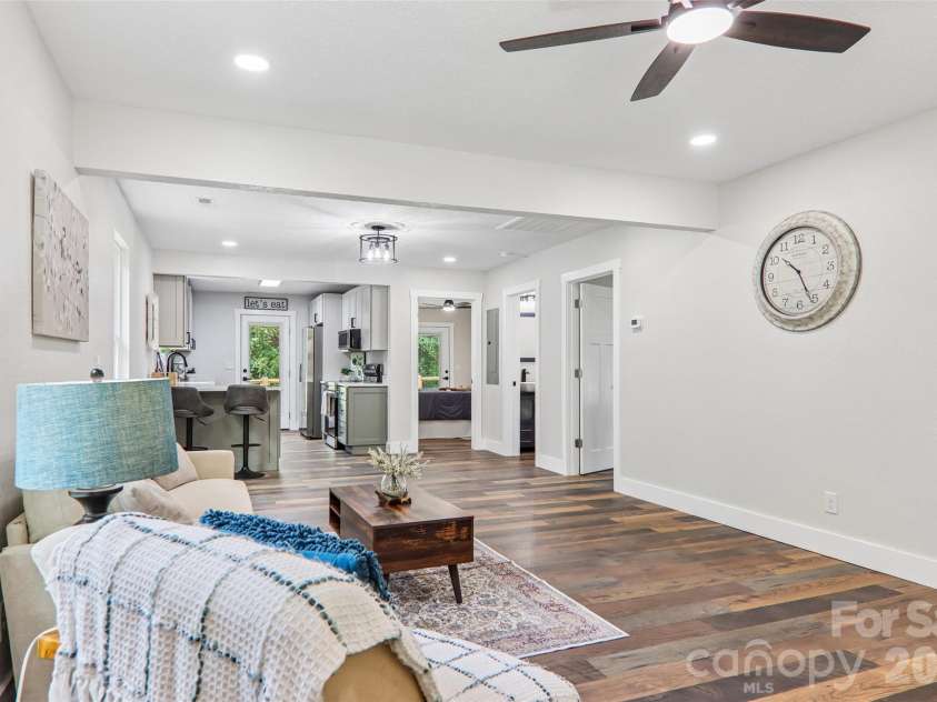 169 East Street, Waynesville, NC 28786.  MLS# CAR4394289, YatesRealty ID 32372. 