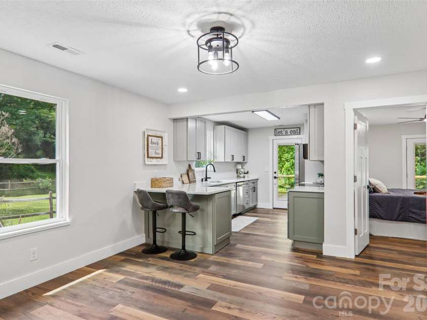 169 East Street, Waynesville, NC 28786.  MLS# CAR4394289, YatesRealty ID 32372. 