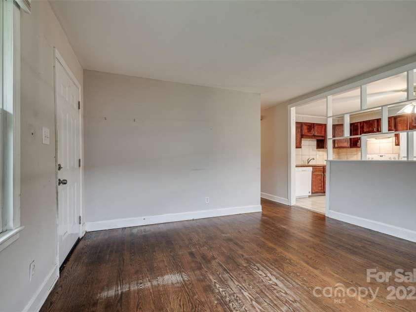 4808 Brooktree Drive, Charlotte, NC 28208.  MLS# CAR4290664, YatesRealty ID 32375. 