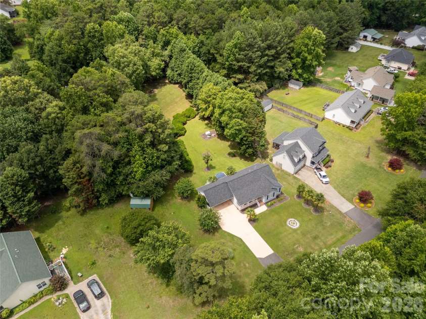 1315 Ridgewood Drive, Rock Hill, SC 29732.  MLS# CAR4393979, YatesRealty ID 32376. 