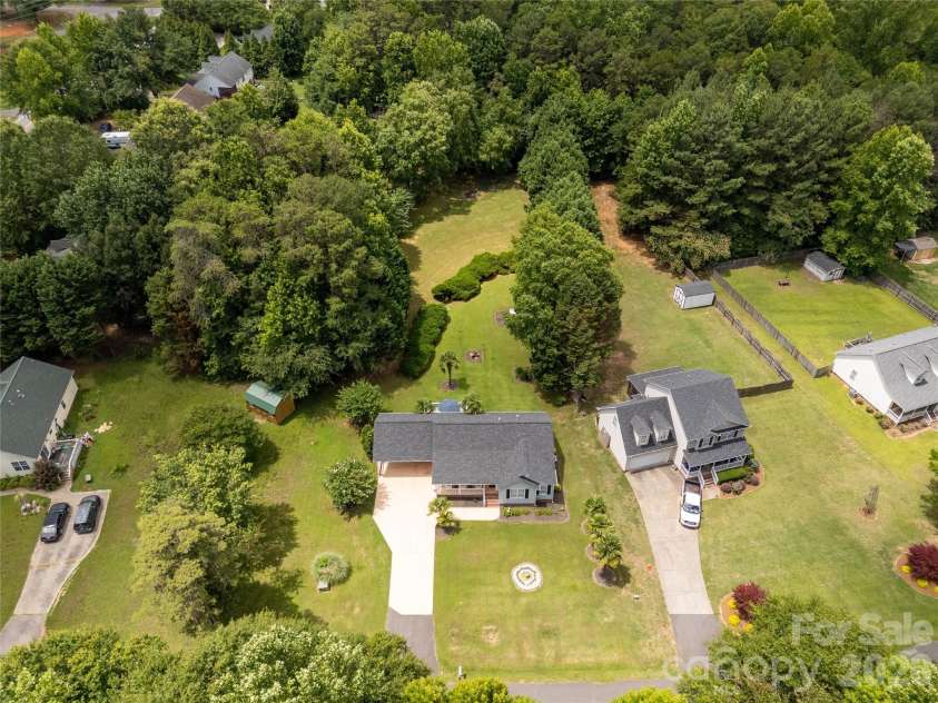 1315 Ridgewood Drive, Rock Hill, SC 29732.  MLS# CAR4393979, YatesRealty ID 32376. 