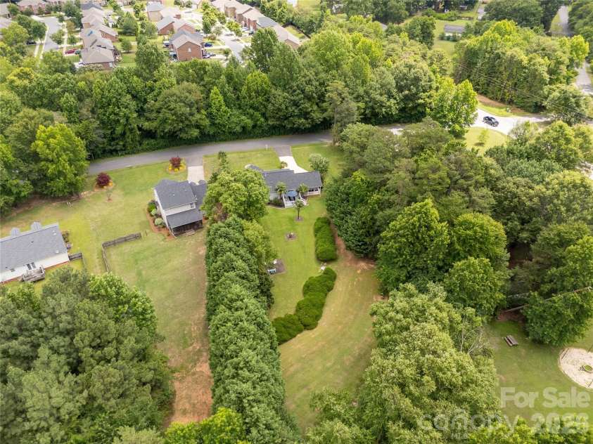 1315 Ridgewood Drive, Rock Hill, SC 29732.  MLS# CAR4393979, YatesRealty ID 32376. 