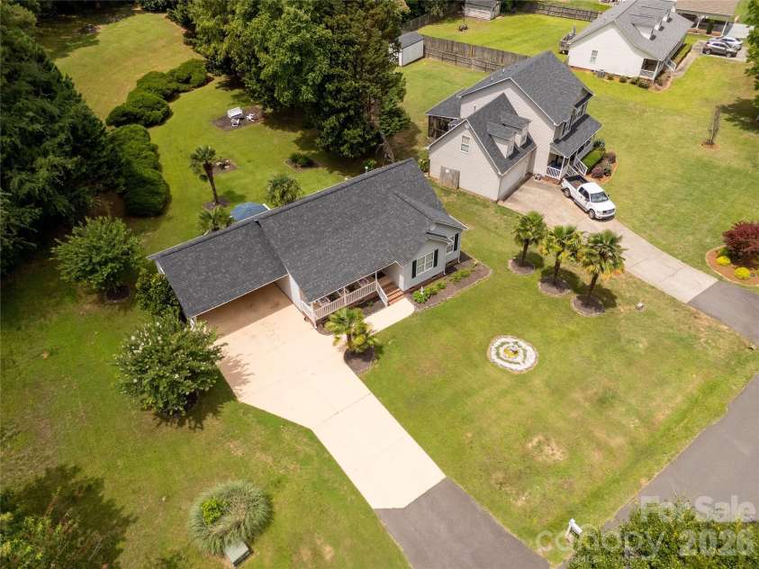 1315 Ridgewood Drive, Rock Hill, SC 29732.  MLS# CAR4393979, YatesRealty ID 32376. 