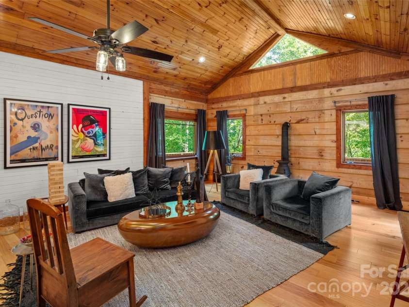 619 Leisure Lane, Burnsville, NC 28714.  MLS# CAR4265760, YatesRealty ID 32376. 