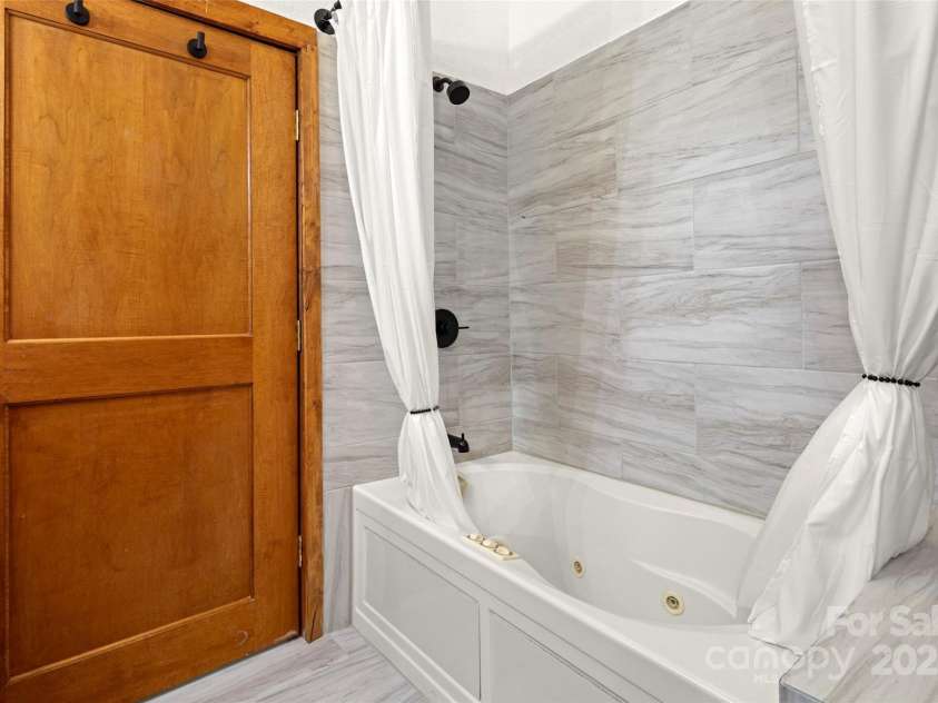 619 Leisure Lane, Burnsville, NC 28714.  MLS# CAR4265760, YatesRealty ID 32376. 