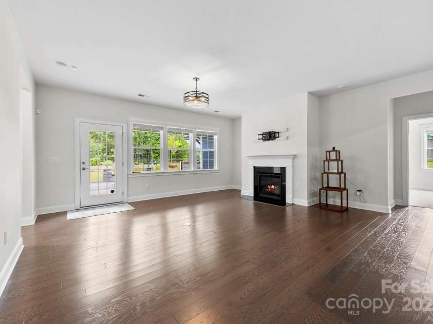 1300 Dali Boulevard, Mount Holly, NC 28120.  MLS# CAR4273269, YatesRealty ID 32377. 