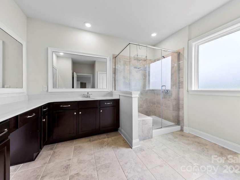 1300 Dali Boulevard, Mount Holly, NC 28120.  MLS# CAR4273269, YatesRealty ID 32377. 