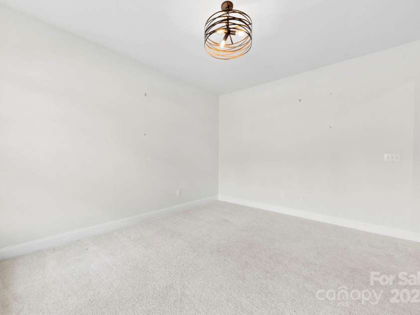 1300 Dali Boulevard, Mount Holly, NC 28120.  MLS# CAR4273269, YatesRealty ID 32377. 