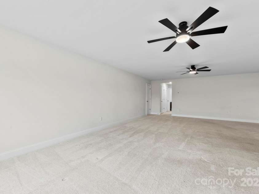 1300 Dali Boulevard, Mount Holly, NC 28120.  MLS# CAR4273269, YatesRealty ID 32377. 