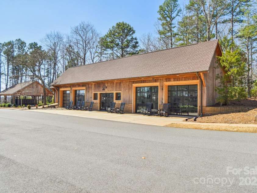 1300 Dali Boulevard, Mount Holly, NC 28120.  MLS# CAR4273269, YatesRealty ID 32377. 