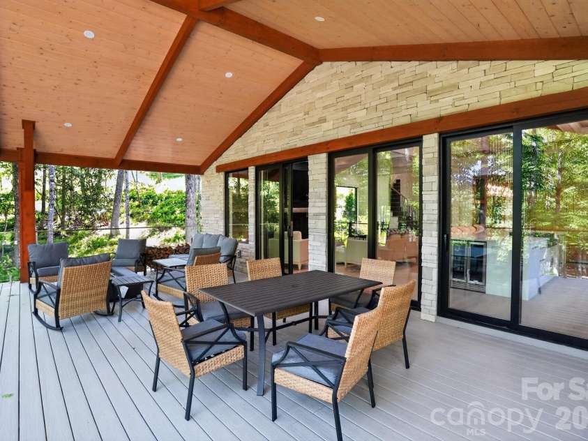 475 State View Road, Boone, NC 28607.  MLS# CAR4396761, YatesRealty ID 32377. 