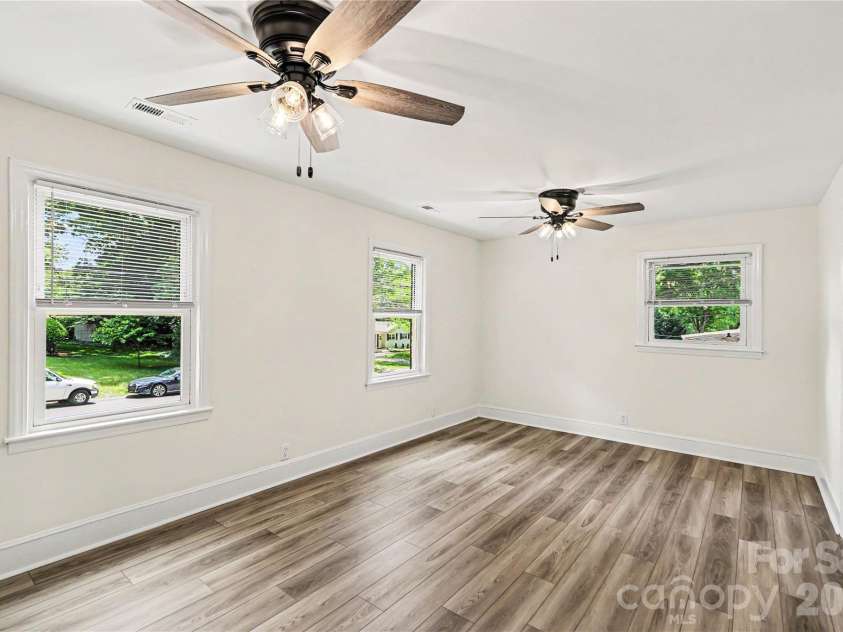 1410 Burnley Road, Charlotte, NC 28210.  MLS# CAR4380063, YatesRealty ID 32378. Primary BR