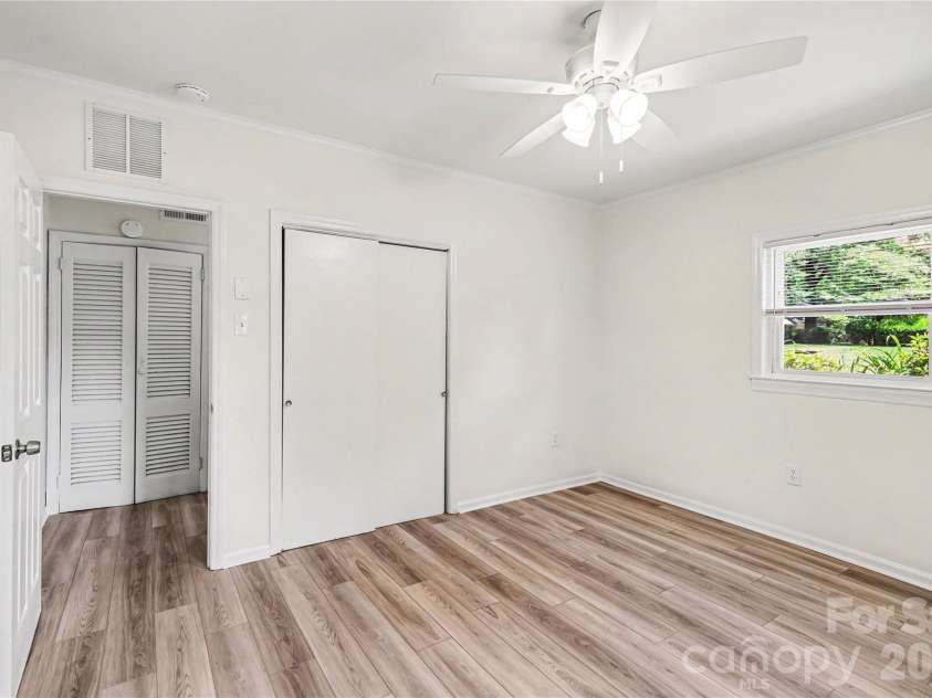 1410 Burnley Road, Charlotte, NC 28210.  MLS# CAR4380063, YatesRealty ID 32378. Secondary BR