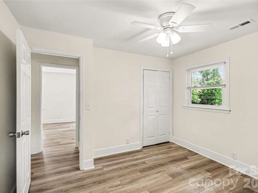 1410 Burnley Road, Charlotte, NC 28210.  MLS# CAR4380063, YatesRealty ID 32378. Secondary BR
