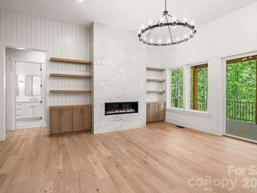 164 Reserve Way, Hendersonville, NC 28792.  MLS# CAR4382882, YatesRealty ID 32379. 