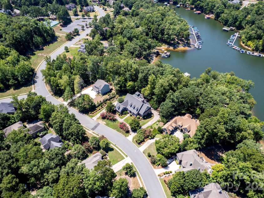 2624 Mt Isle Harbor Drive, Charlotte, NC 28214.  MLS# CAR4327624, YatesRealty ID 32381. 