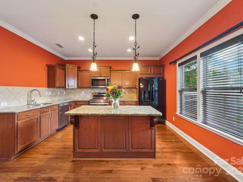 2703 Bramble Ridge Court, Charlotte, NC 28215.  MLS# CAR4285813, YatesRealty ID 32382. 