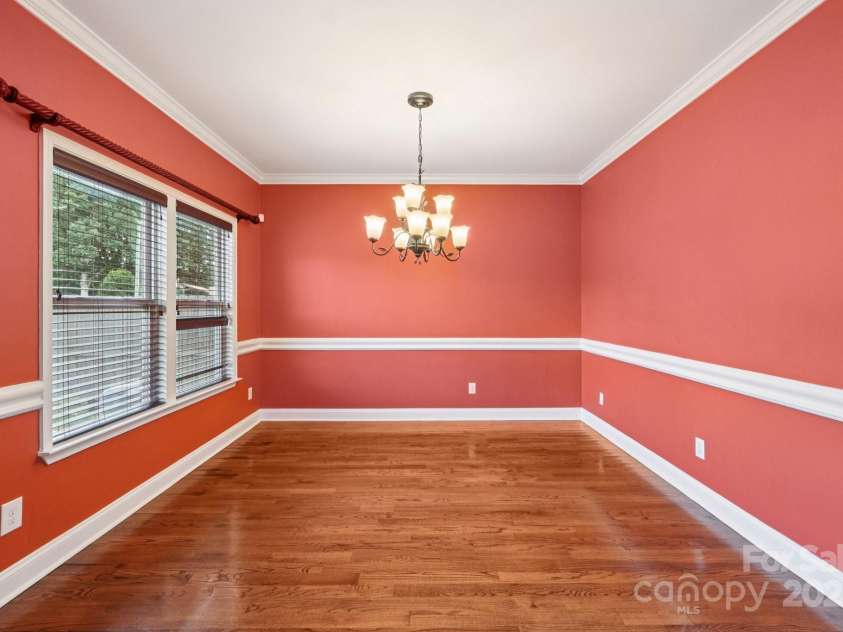 2703 Bramble Ridge Court, Charlotte, NC 28215.  MLS# CAR4285813, YatesRealty ID 32382. 