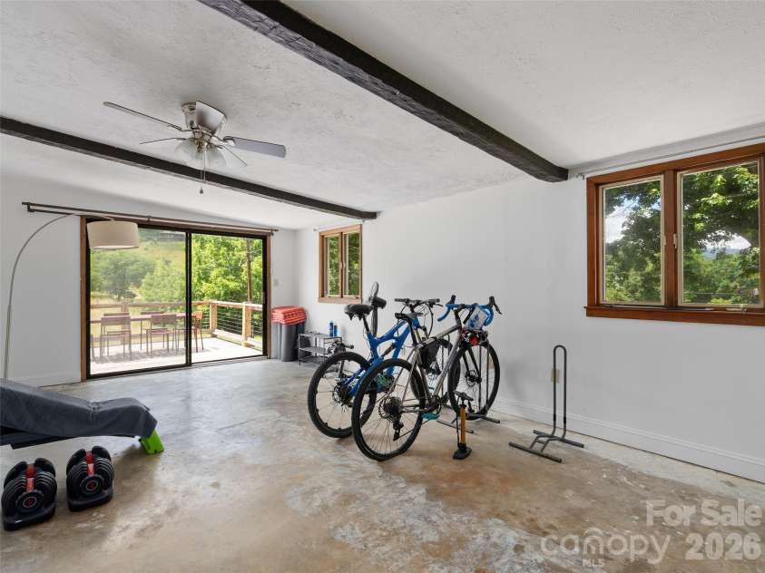 654 Ratcliff Cove Road, Waynesville, NC 28786.  MLS# CAR4396191, YatesRealty ID 32382. 