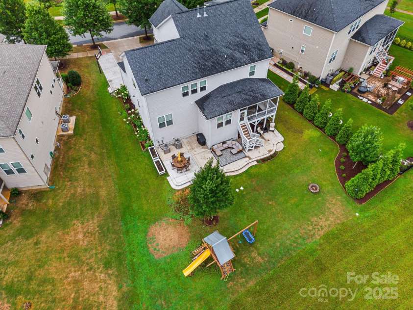 8628 Shadetree Street, Huntersville, NC 28078.  MLS# CAR4287521, YatesRealty ID 32383. 